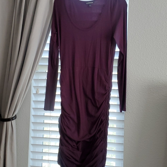 Dress - Picture 2 of 5